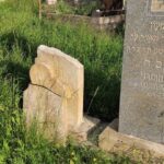В Ужгороді вандали розгромили єврейське кладовище